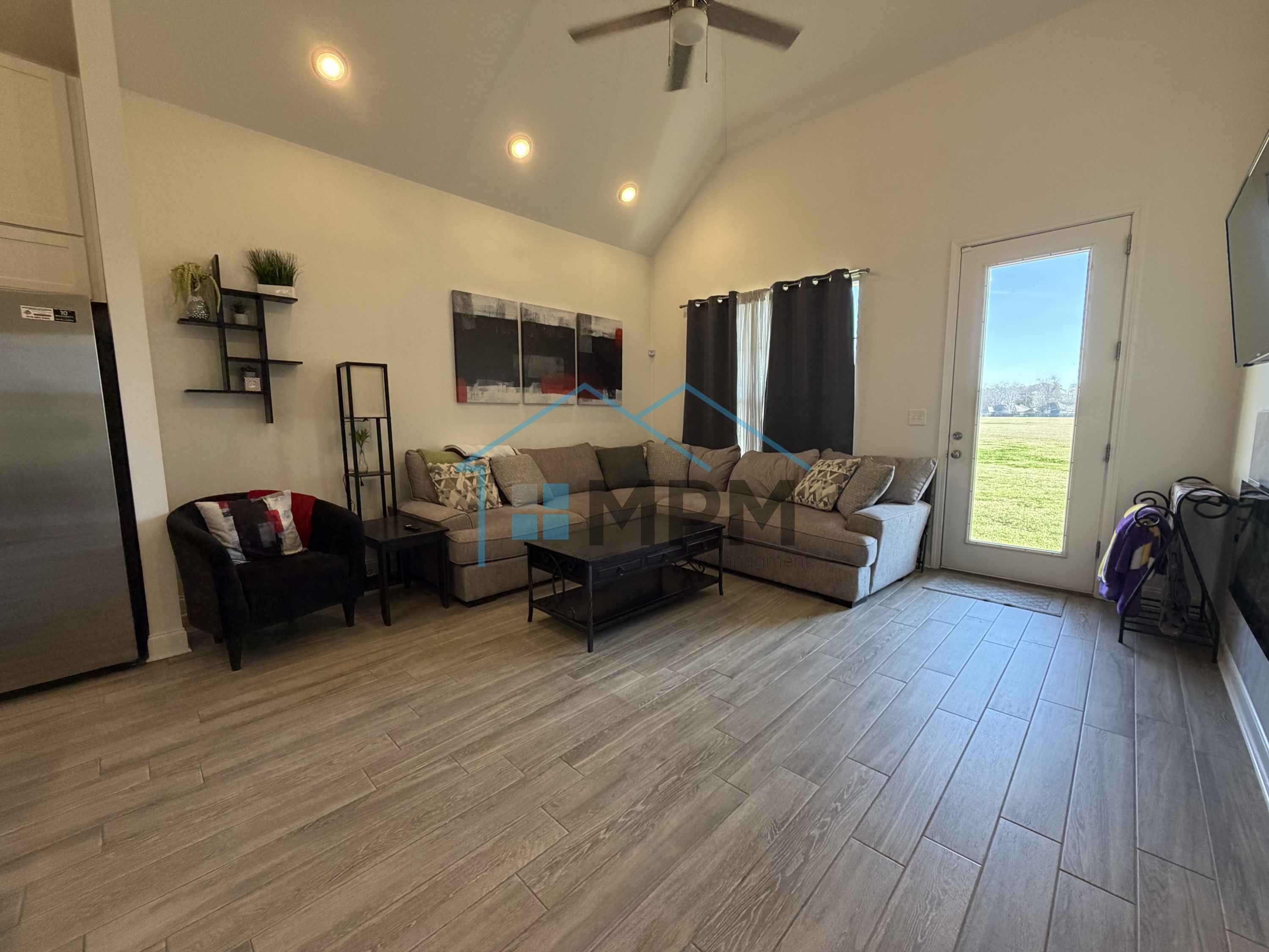 492 Cliff Bullock Drive