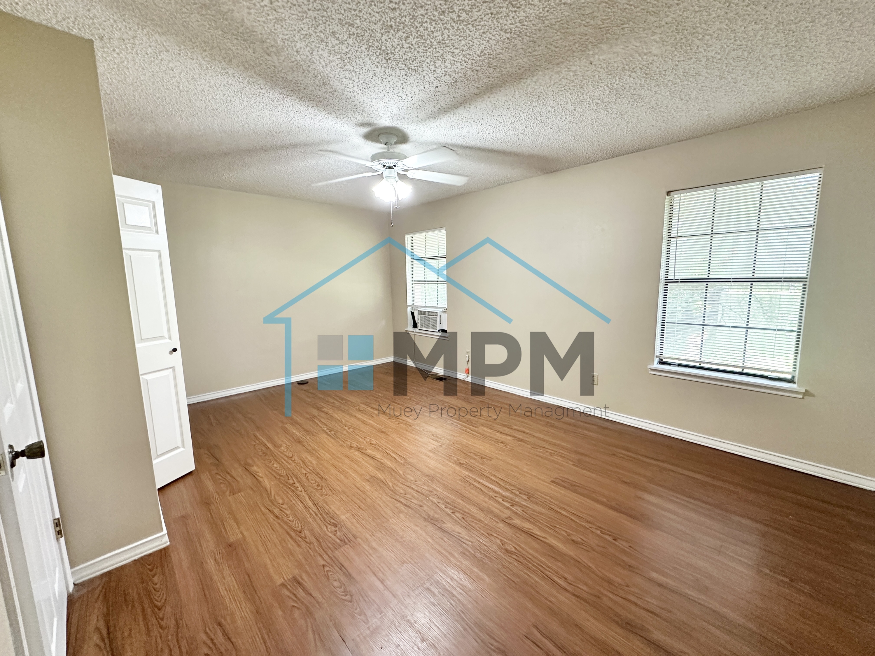 128 Wellington Place - 1