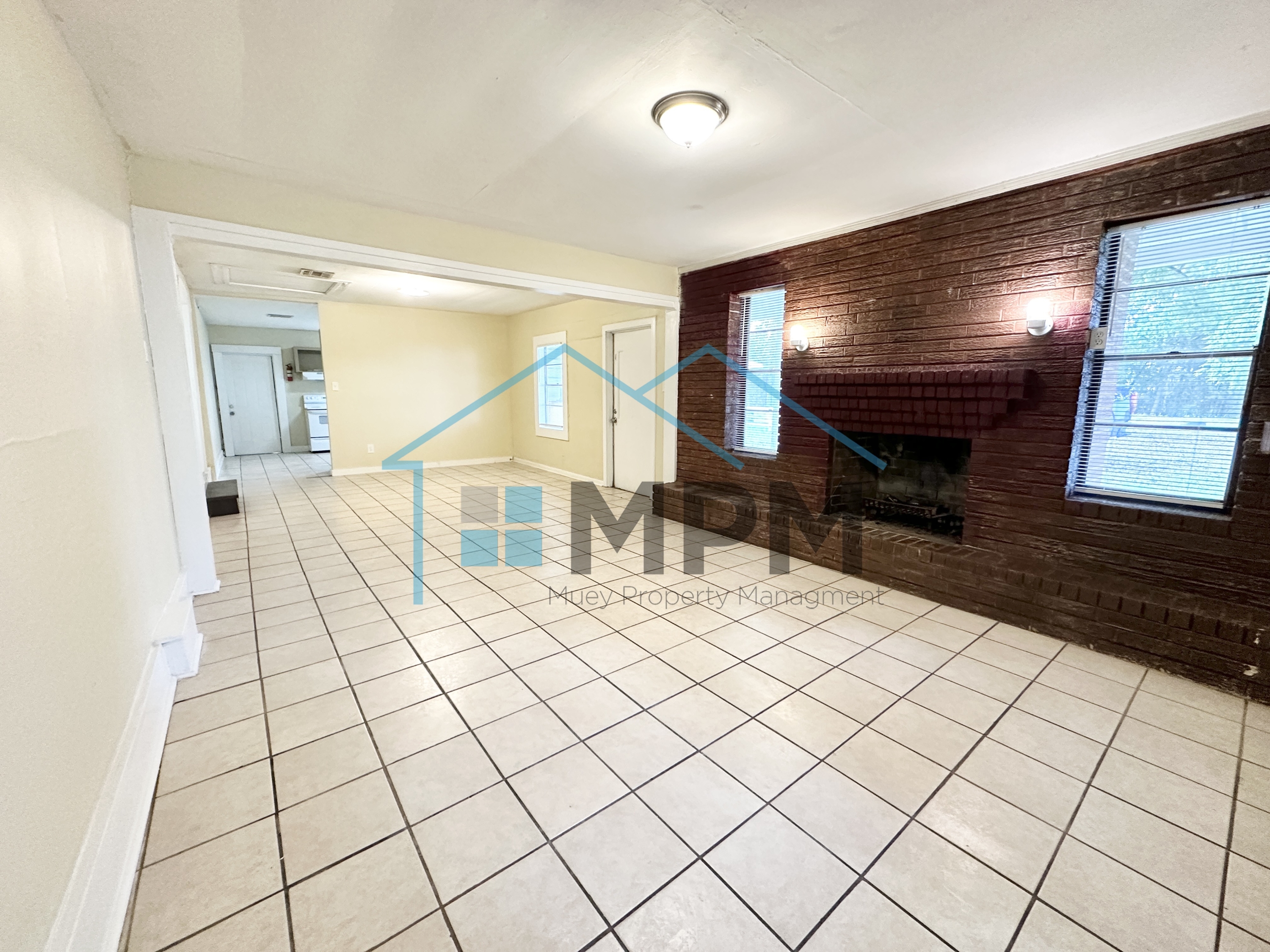 307 Bryan St. - C