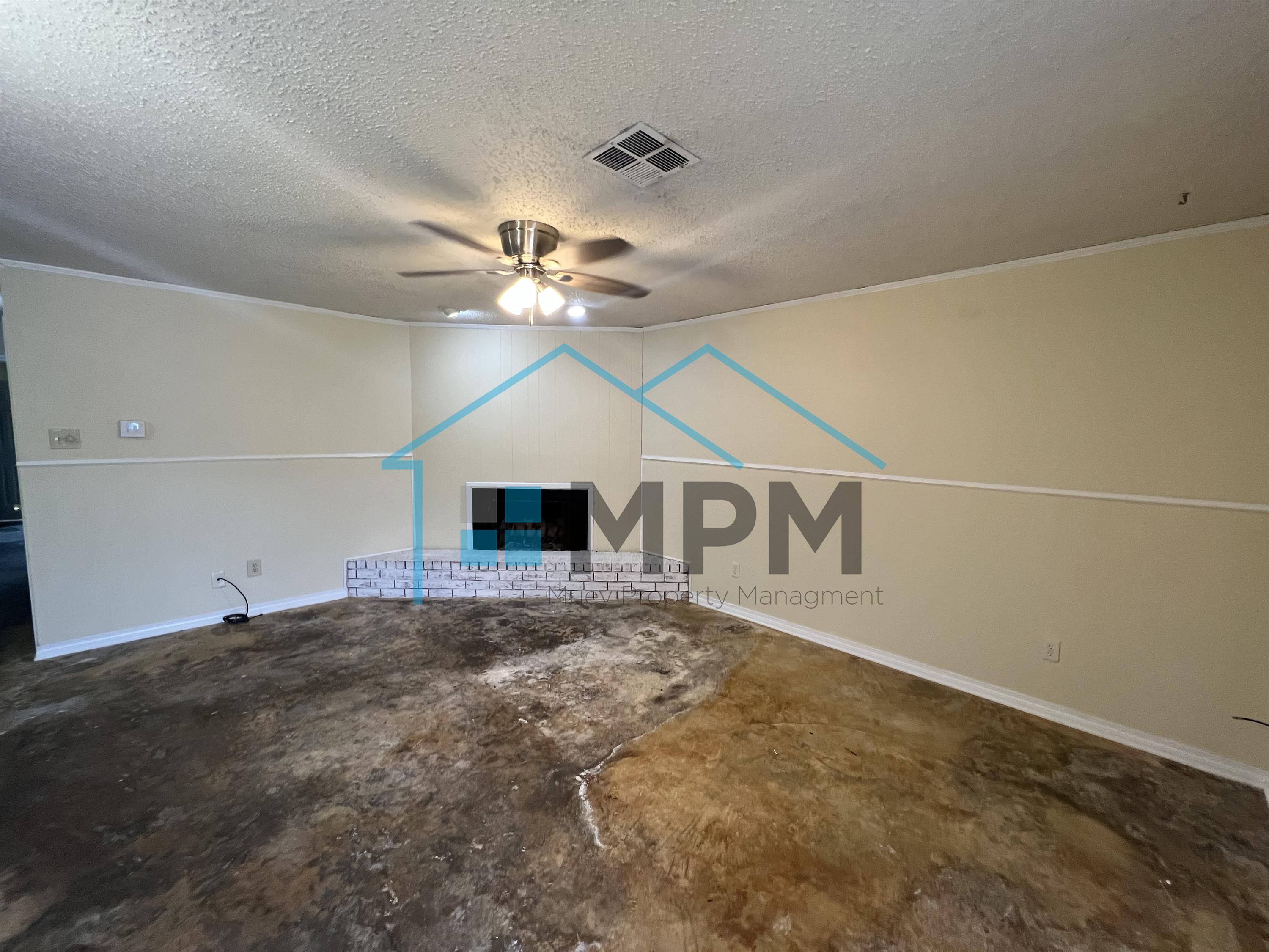 304 Woodale Dr. - B