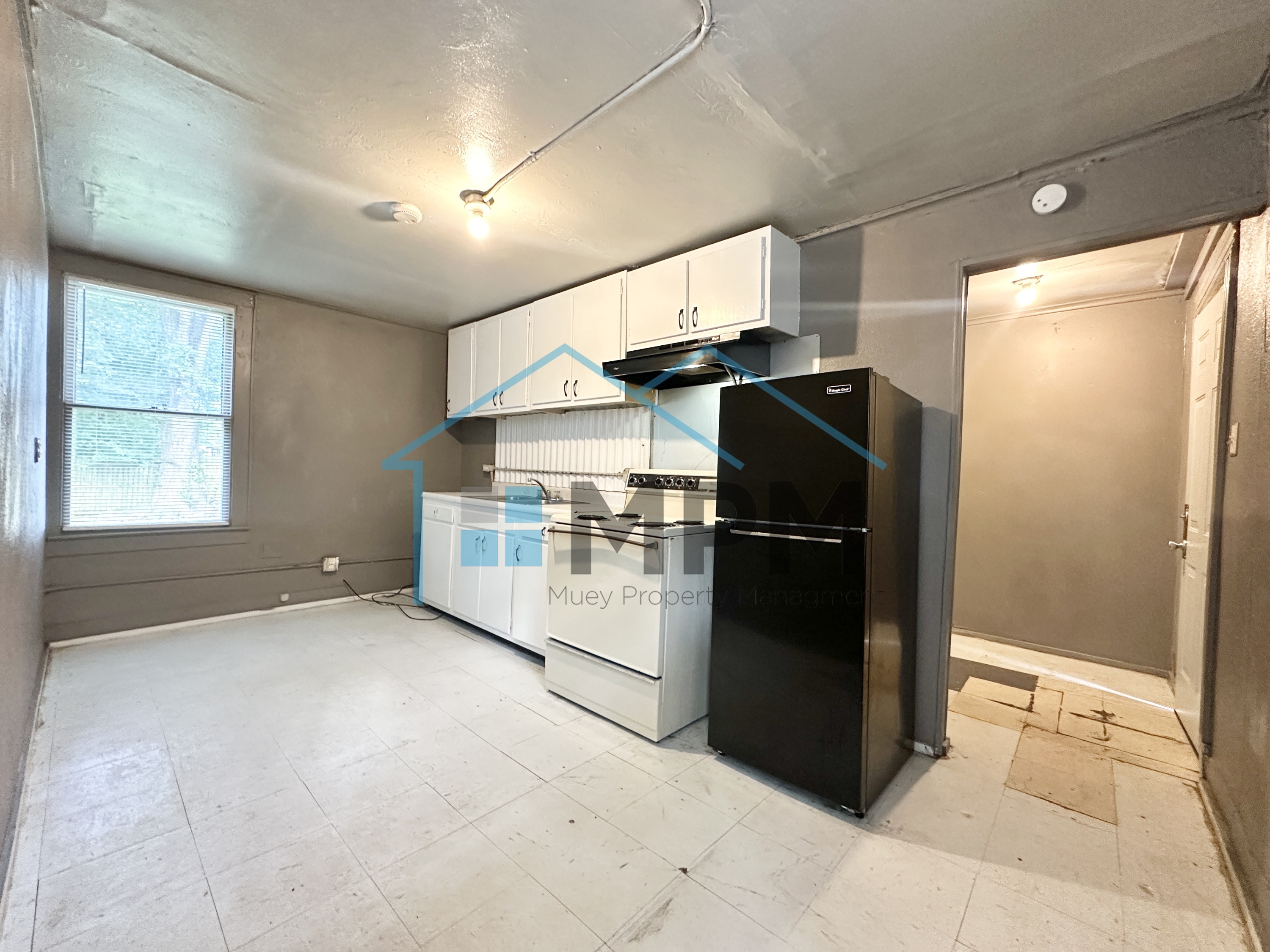 301 Ludwig Avenue - C